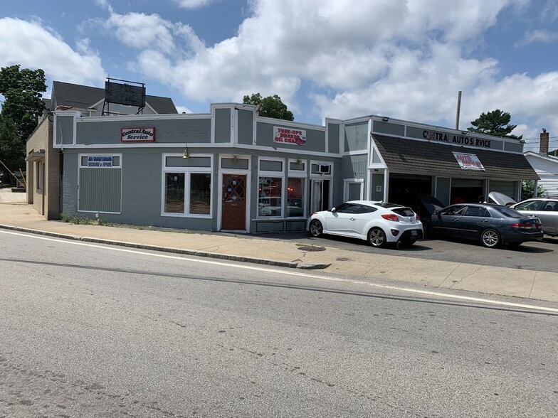 More Photos Of 262 Central Ave, Pawtucket Auto Dealership For Sale