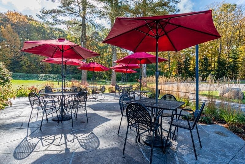 More Photos Of 1568 Depot St, Manchester Center Restaurant For Sale
