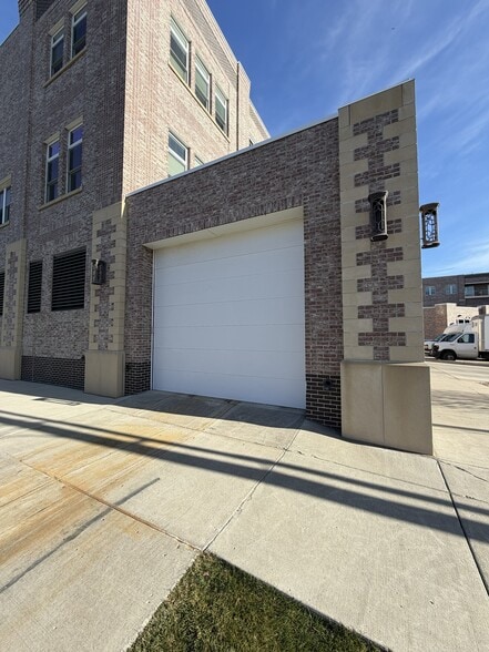 More Photos Of 100 W Broadway Ave, Bismarck Medical For Lease