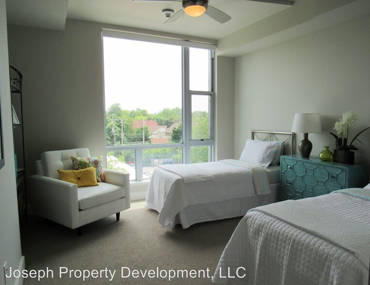 More Photos Of 4175 N Oakland Ave, Shorewood Multifamily For Sale