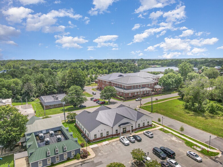 More Photos Of 9124 Courthouse Rd, Spotsylvania Office For Lease