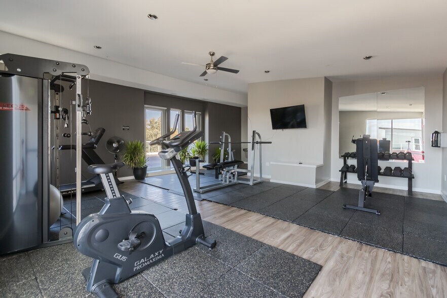 More Photos Of 119 E Lake Ave, Plymouth Apartments For Sale