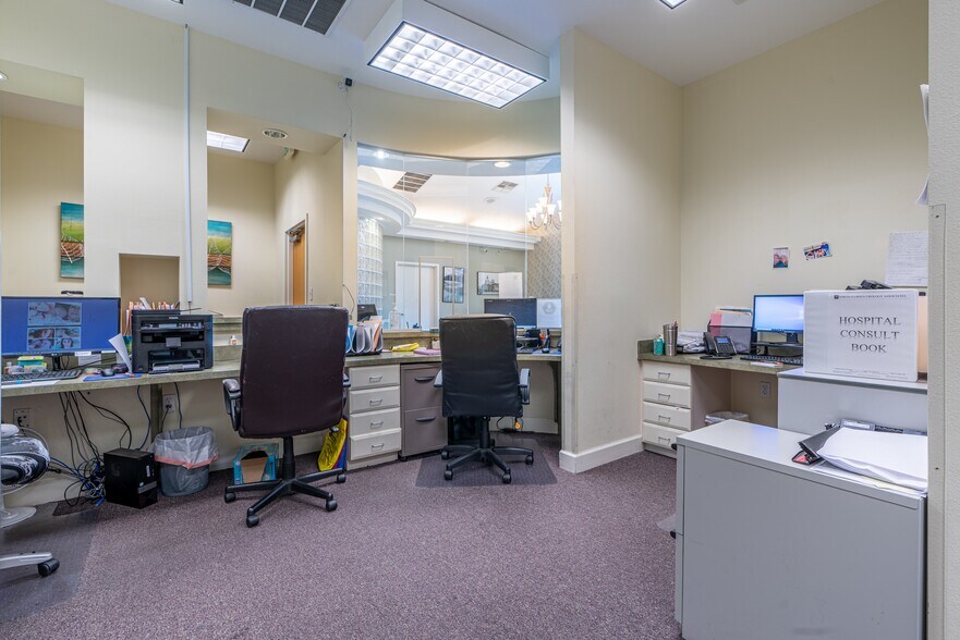 More Photos Of 1630 SE 18th St, Ocala Medical For Lease