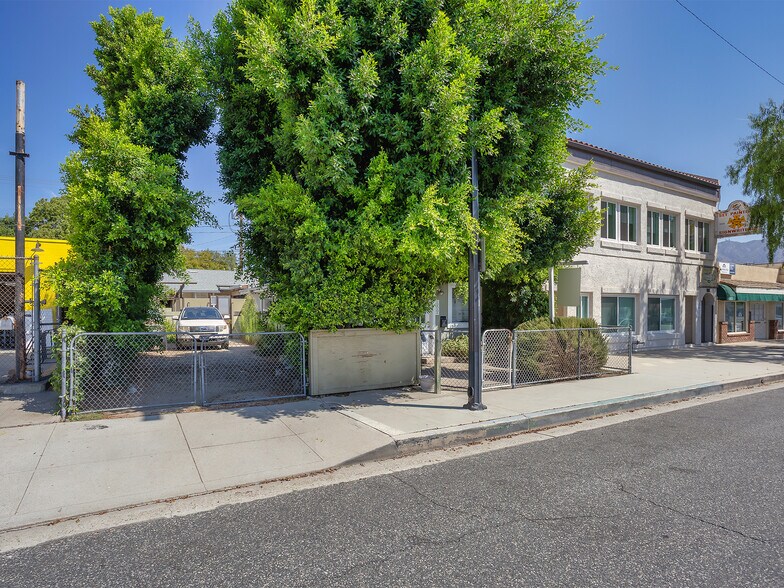 More Photos Of 1817 W Burbank Blvd, Burbank Daycare Center For Sale