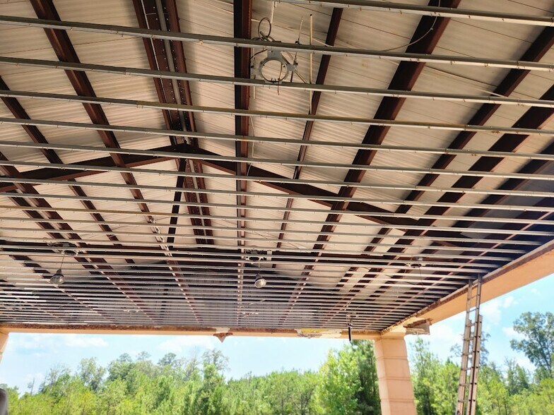 More Photos Of Martin Luther King Hwy, Eutaw Warehouse For Sale