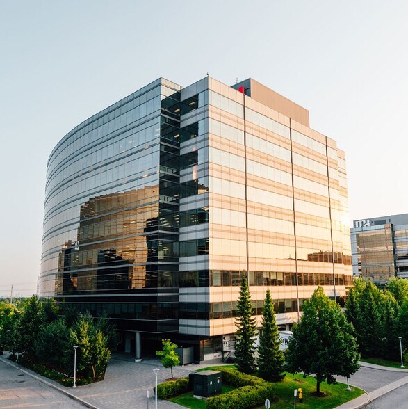 More Photos Of 150 Commerce Valley Dr W, Markham Office For Lease