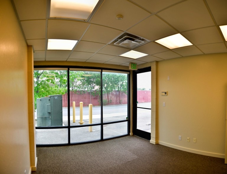 More Photos Of 600-620 S 18th St, Sparks Warehouse For Lease