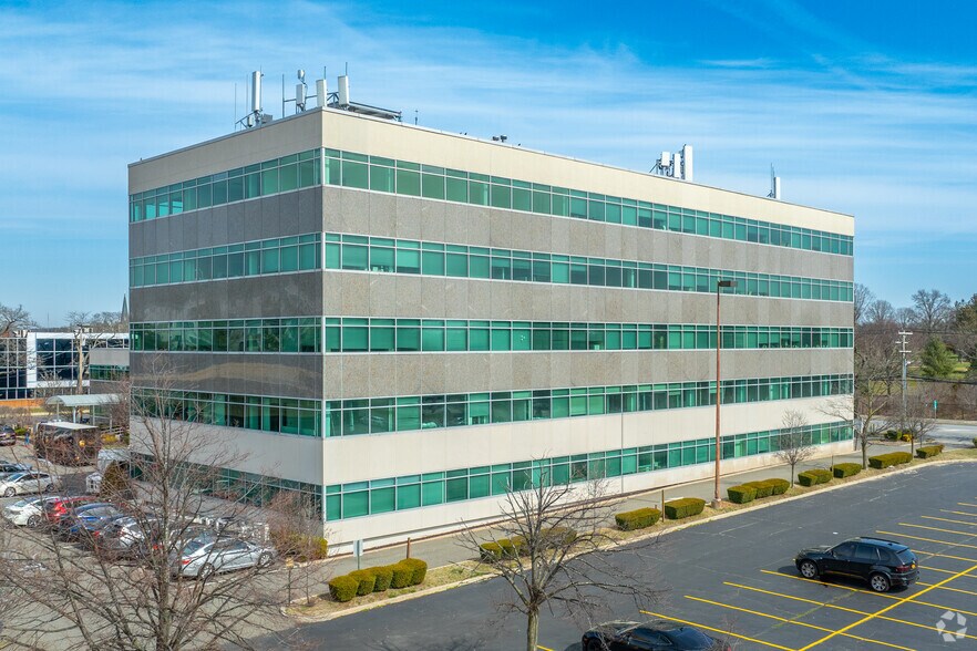 More Photos Of 865 Merrick Ave, Westbury Coworking Space