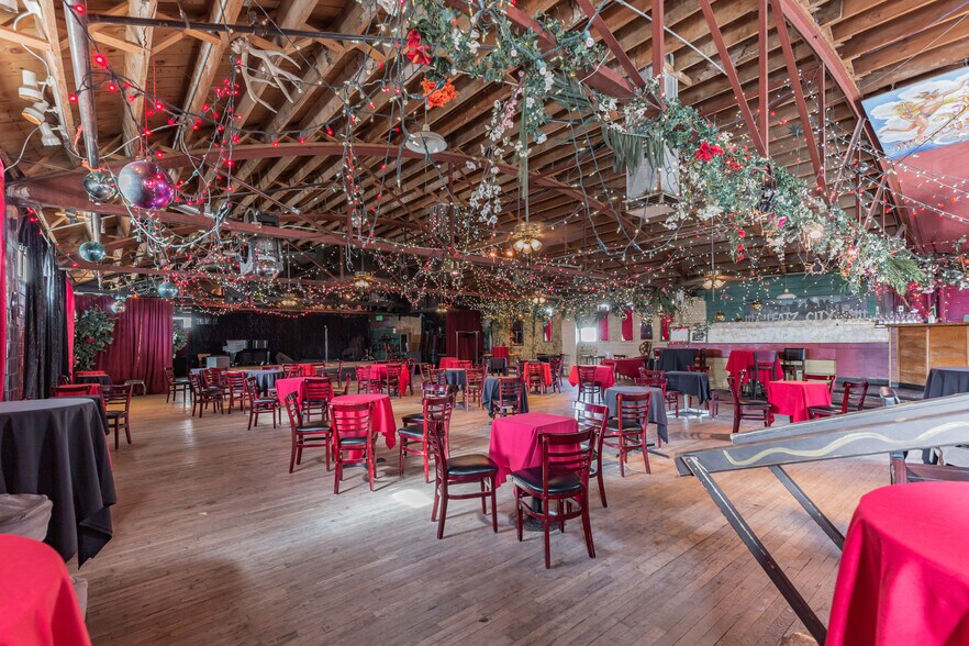 More Photos Of 2195-2199 California St, Denver Restaurant For Sale