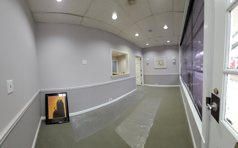 More Photos Of 7712 & 7716 W North Avenue, Elmwood Park Storefront Retail Office For Lease
