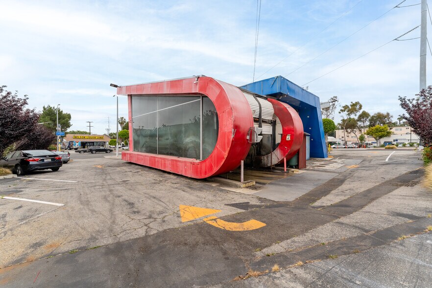 More Photos Of 1420-1430 N La Brea Ave, Inglewood Service Station For Sale