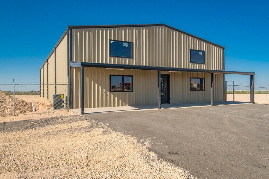 More Photos Of 14010 W Silver Fox Trl, Odessa Warehouse For Sale