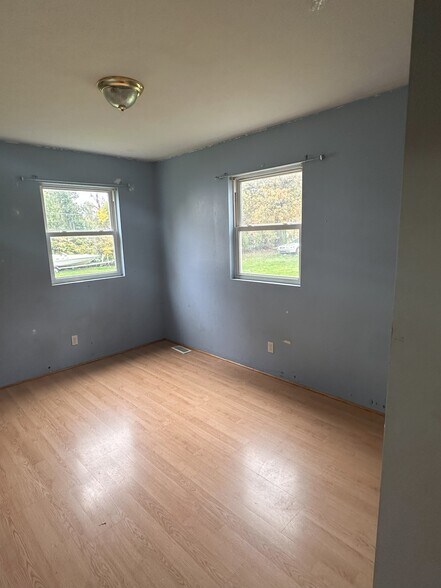 More Photos Of 4479 E Shore Dr, Bremen Apartments For Sale
