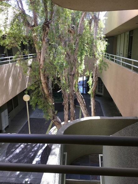 More Photos Of 20941-20945 Devonshire St, Chatsworth Medical For Lease