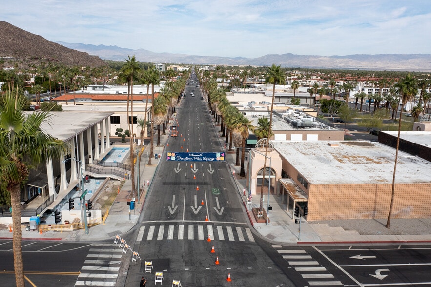 More Photos Of 490 S Palm Canyon Dr, Palm Springs Freestanding For Sale