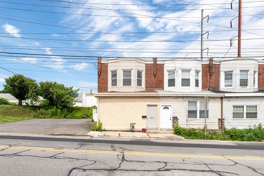 More Photos Of 8517 Lansdowne Ave, Upper Darby Township Storefront Retail Residential For Sale