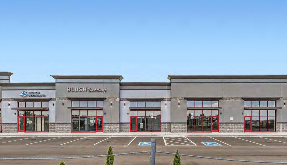 More Photos Of 18860 Clarke Rd, Parker Showroom For Lease