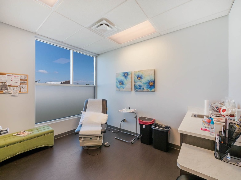 More Photos Of 1726 Gunbarrel Rd, Chattanooga Medical For Lease