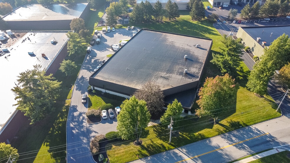 More Photos Of 1816 Olde Homestead Ln, Lancaster Warehouse For Lease