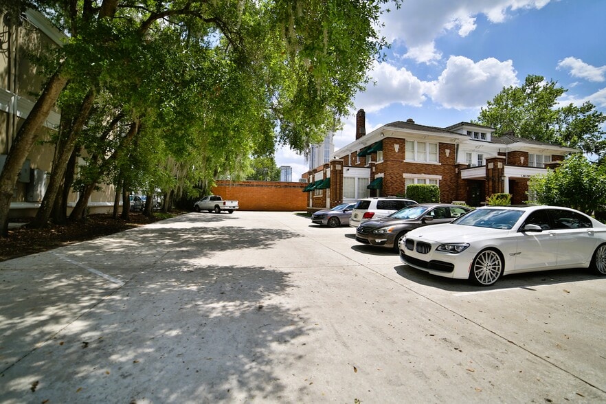 More Photos Of 108 Hillcrest St, Orlando Office For Sale