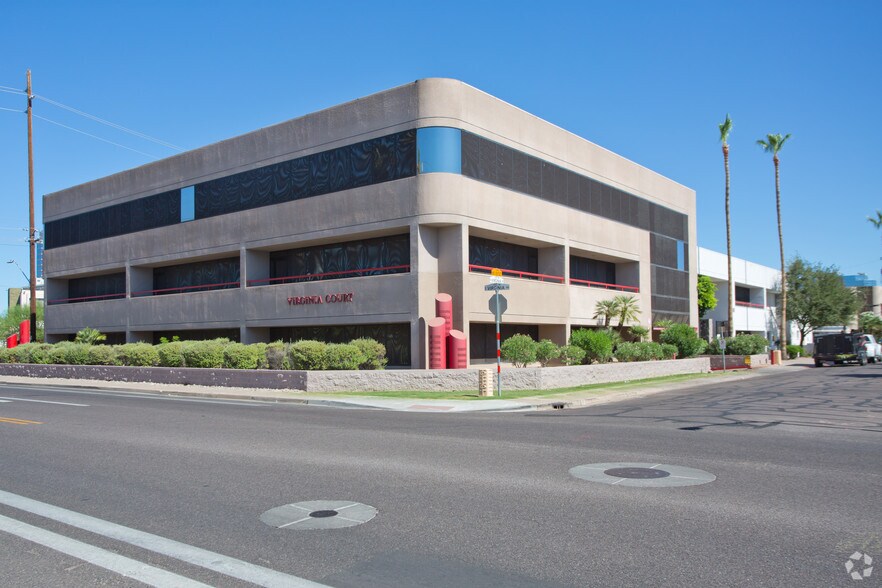 More Photos Of 2601 N 3rd St, Phoenix Medical For Lease