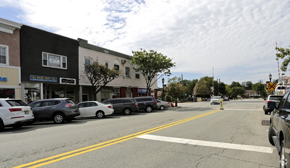 More Photos Of 210 Rock Rd, Glen Rock General Retail For Sale