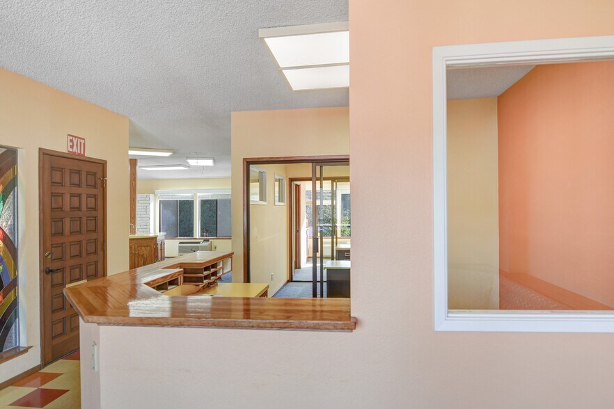 More Photos Of 21 Patten St, Sonoma Office For Sale