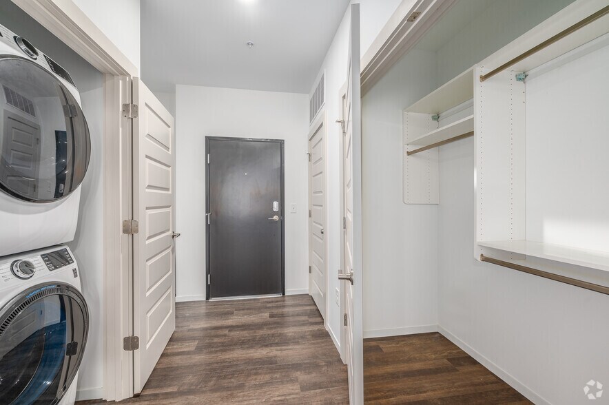 More Photos Of 2223 Lee Rd, Cleveland Apartments For Lease