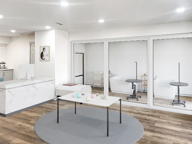 More Photos Of 3211 Texas Blvd, Texarkana Showroom For Sale