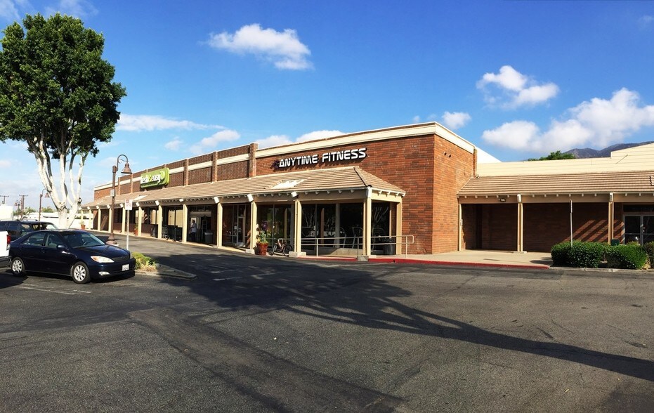 More Photos Of 2215-2245 Huntington Dr, Duarte Storefront For Lease
