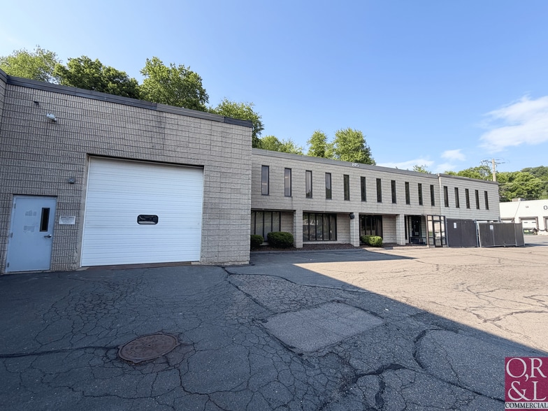More Photos Of 815 N Mountain Rd, Newington Manufacturing For Sale