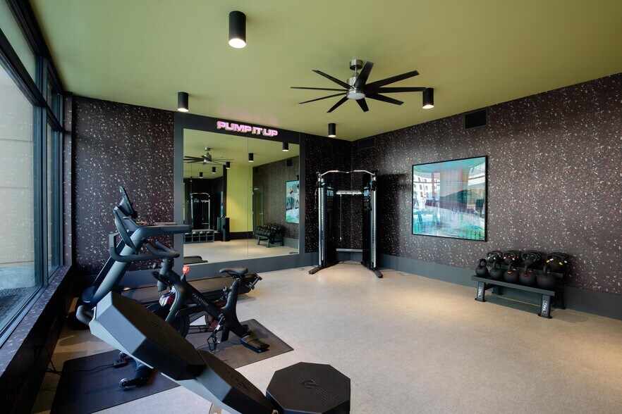 More Photos Of 1390 NE Compton Dr, Hillsboro Apartments For Lease