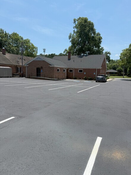 More Photos Of 1334 Ebenezer Rd, Rock Hill Medical For Lease