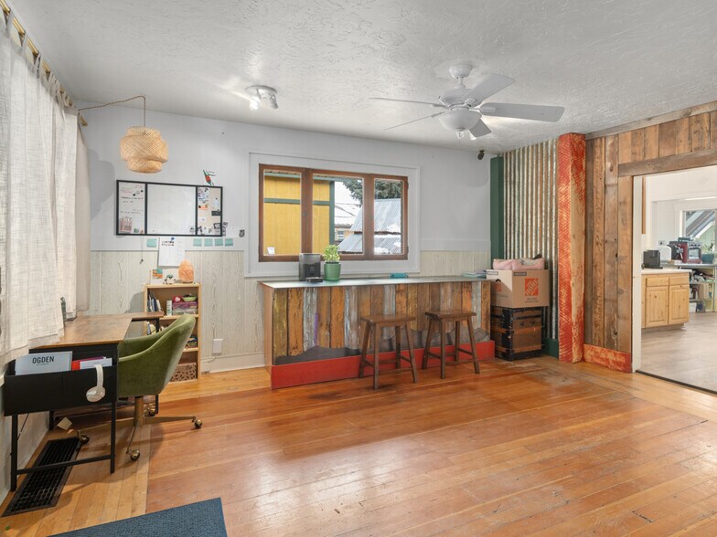 More Photos Of 237 S 7400 E, Huntsville Freestanding For Sale