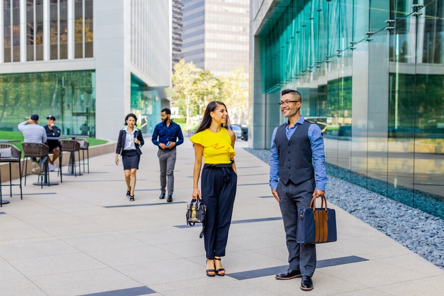 More Photos Of 2049 Century Park E, Los Angeles Office For Lease