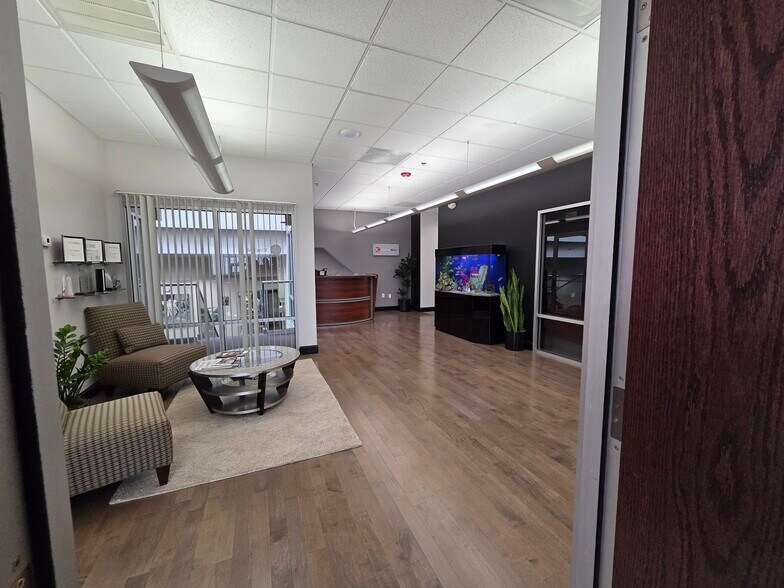 More Photos Of 900 Cummings Ctr, Beverly Medical For Lease