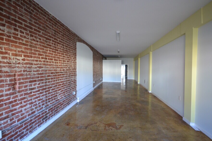 More Photos Of 1610-1640 University Ave, Berkeley Apartments For Lease
