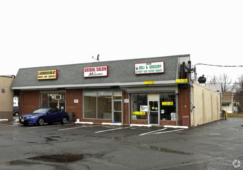 Primary Photo Of 141 US Highway 1, Metuchen Freestanding For Lease
