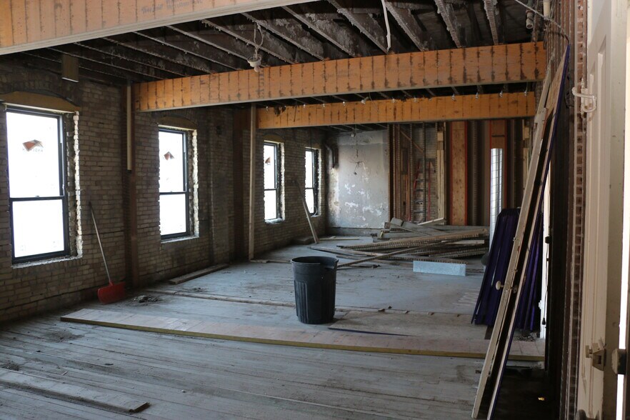 More Photos Of 610 Front St, Casselton Office For Lease