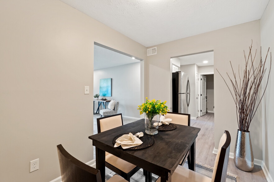 More Photos Of 1701 Hawthorne Ave, College Park Apartments For Sale