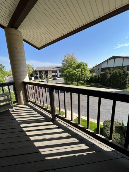 More Photos Of 7255 W 98th Ter, Overland Park Office For Sale