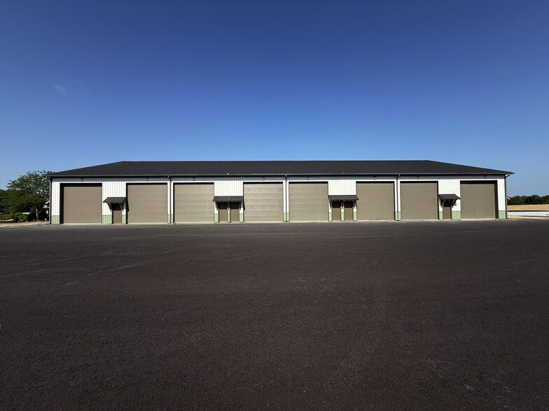 More Photos Of 6515 Stellhorn Rd, Fort Wayne Self Storage For Lease