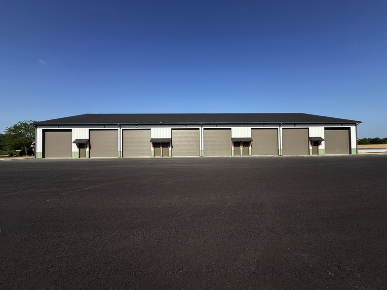 More Photos Of 6565 Stellhorn Rd, Fort Wayne Self Storage For Sale