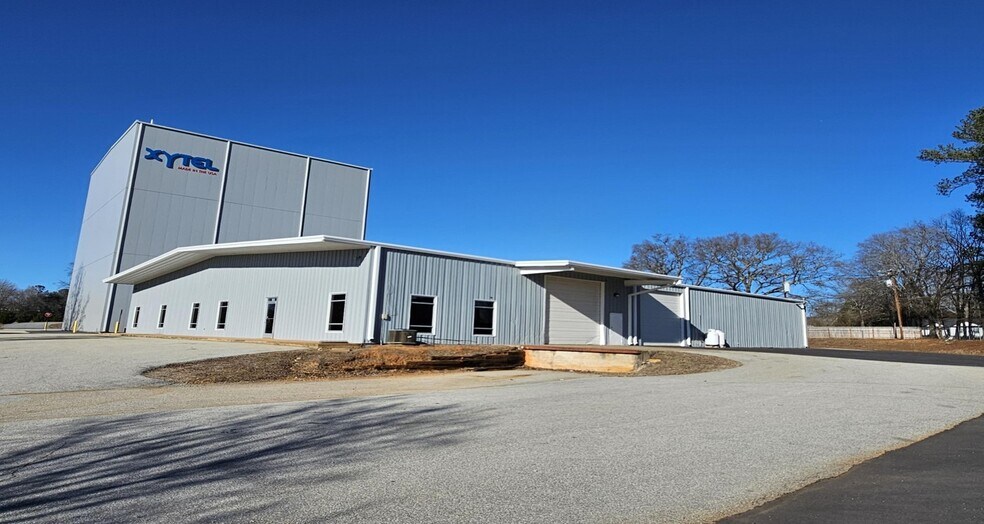 Primary Photo Of 4139 S Church Street Ext, Roebuck Manufacturing For Sale