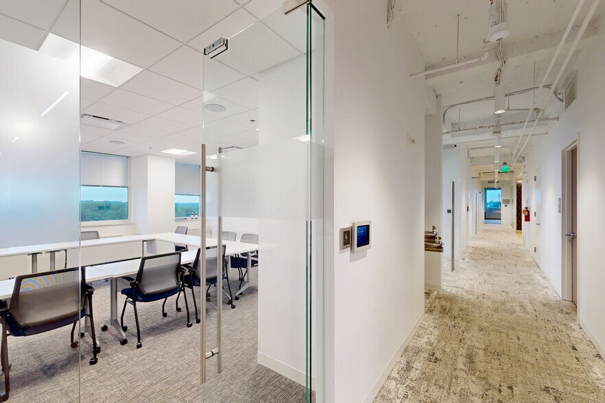 More Photos Of 6400 Arlington Blvd, Falls Church Unknown For Lease