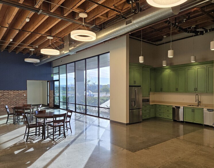 More Photos Of 2811 Airpark Rd, Santa Maria Office Residential For Sale