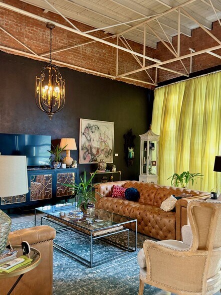 More Photos Of 912 N Main St, Jennings Office Residential For Sale