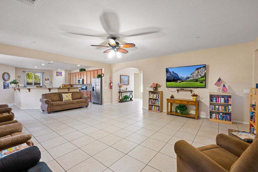 More Photos Of 18000 W Assisted Living Home LN, Surprise Assisted Living For Sale