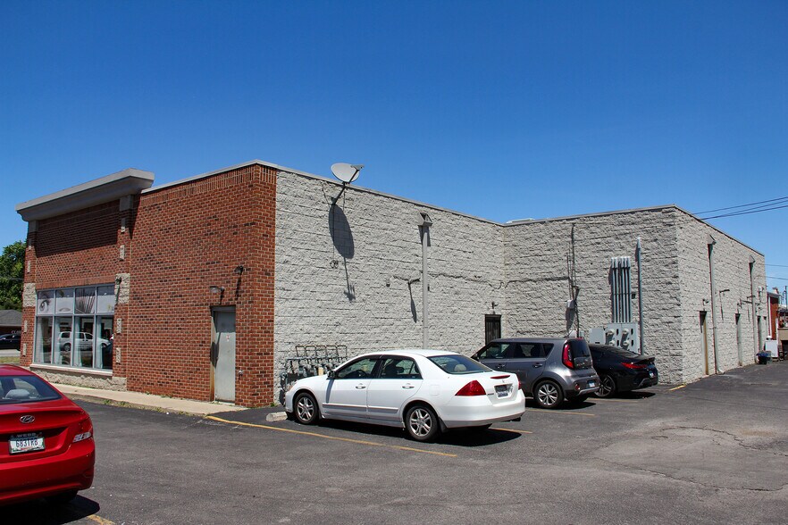 More Photos Of 629-645 E 162nd St, South Holland Storefront For Sale