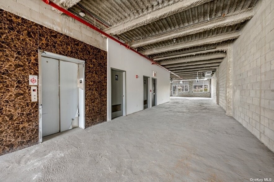 More Photos Of 89 Bowery, New York Medical For Sale